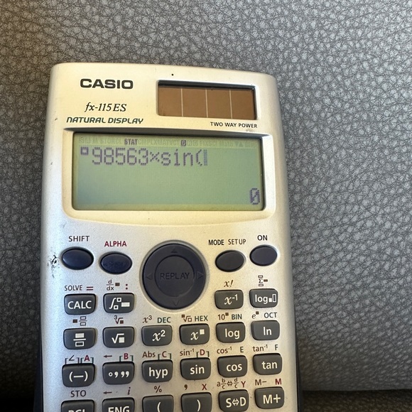 Casio fx-115 ES Scientific Calculator - Picture 5 of 9